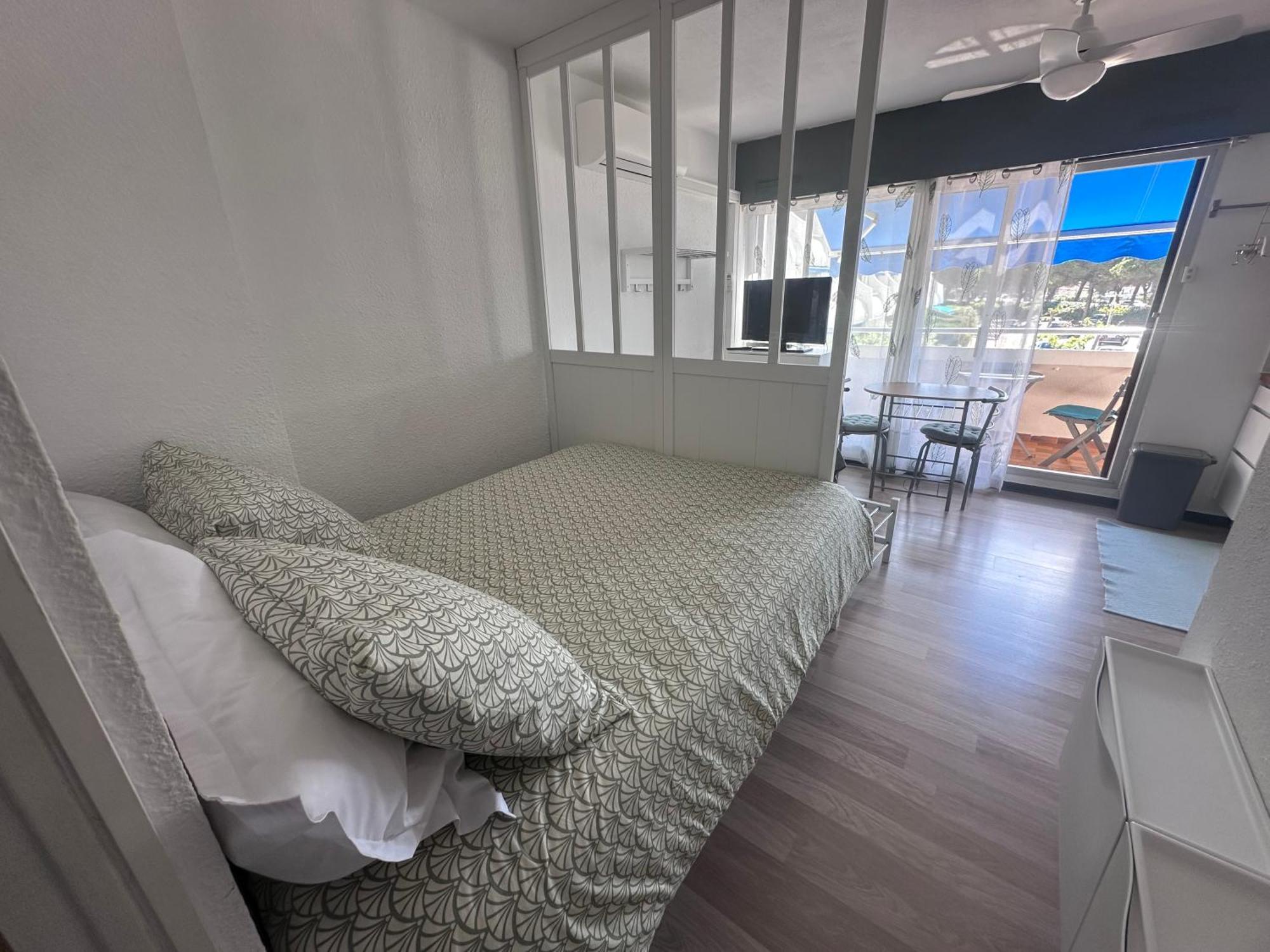 Beau Studio Climatise En Bord De Mer Et Wi-Fi Le Grau-du-Roi Kültér fotó